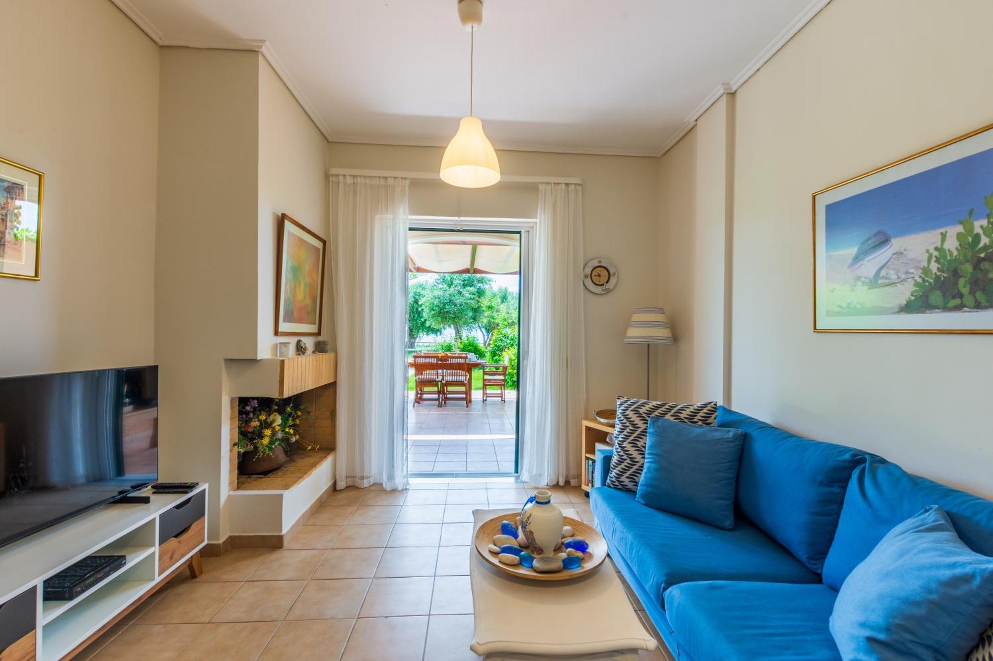 Barbati Seafront Luxury Suites Eksteriør bilde