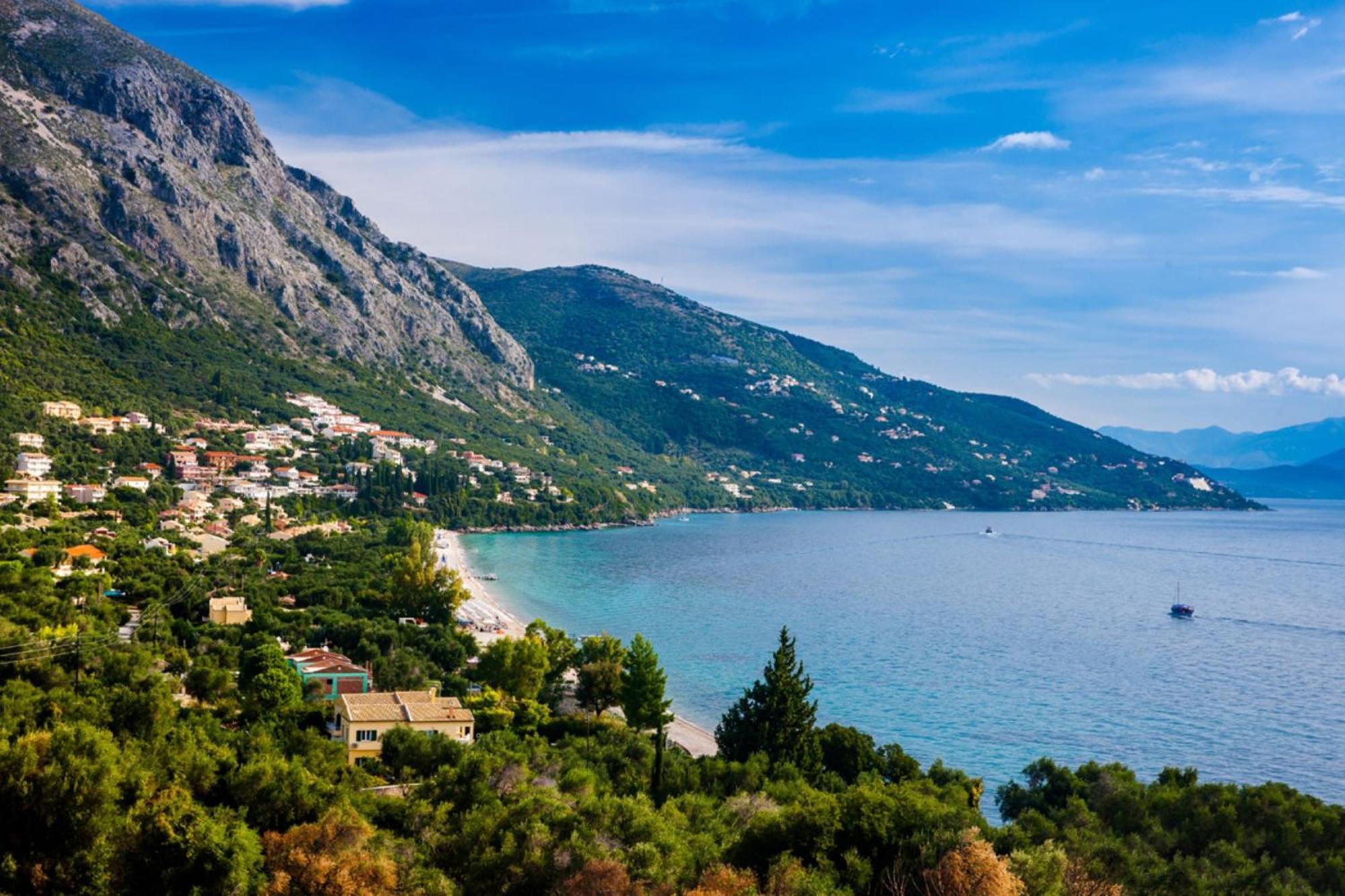 Barbati Seafront Luxury Suites Eksteriør bilde